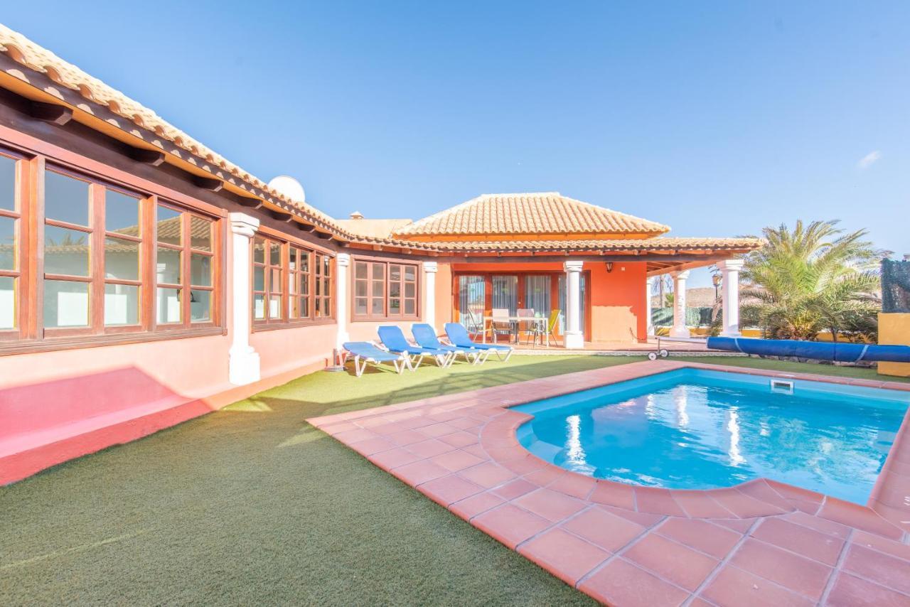 Ereza Villas Brisas Del Mar Corralejo Exterior photo